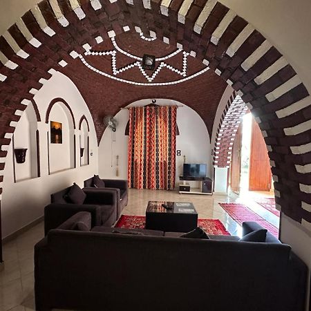 Villa Oriental House Luxor Esterno foto